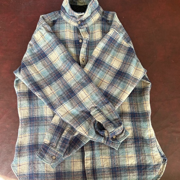 Vintage 100% wool blue Pentleton button up. Fits women’s L. - Picture 8 of 12